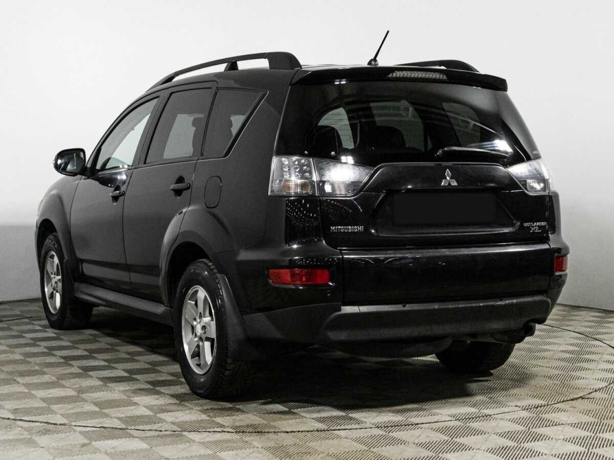 Mitsubishi Outlander с пробегом — 2011 год. Фото: #6
