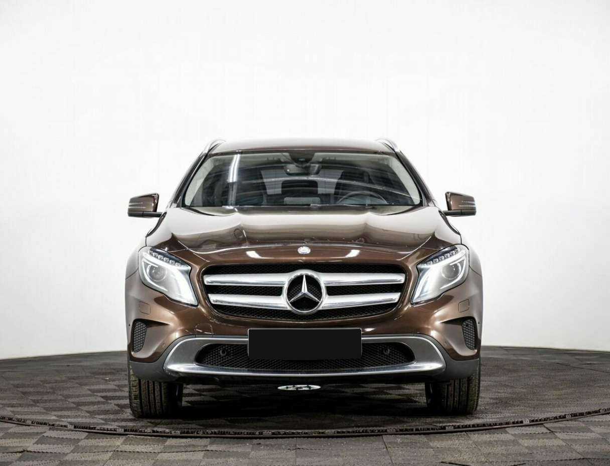 Mercedes-Benz GLA с пробегом — 2016 год. Фото: #1