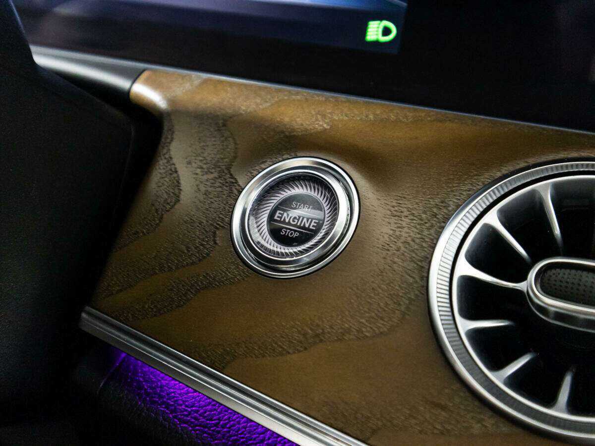 Mercedes-Benz E-Класс с пробегом — 2017 год. Фото: #17