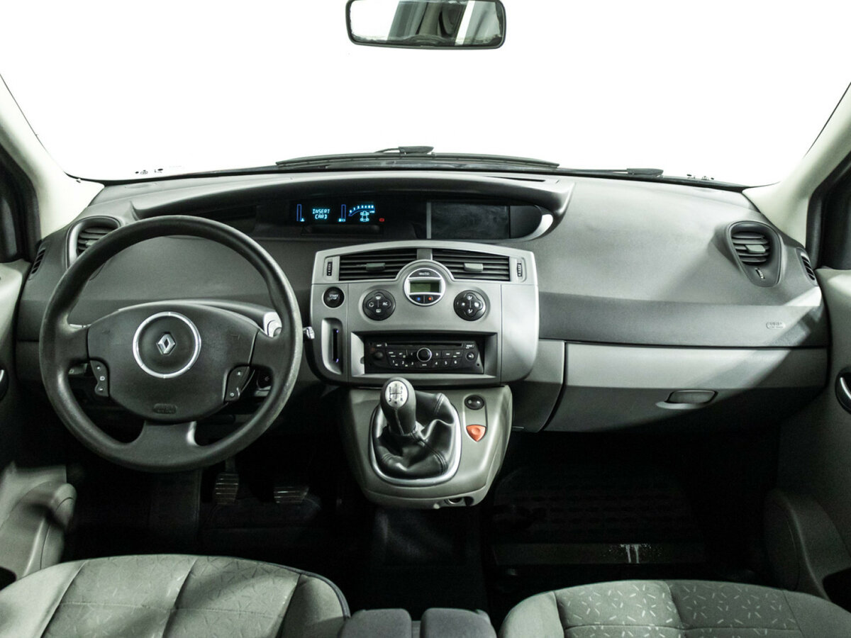 Renault Scenic с пробегом — 2008 год. Фото: #12