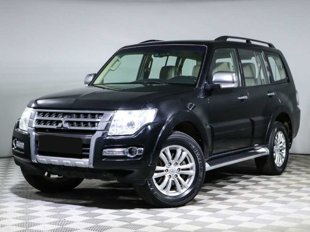 Mitsubishi Pajero с пробегом — 2017 год. Посмотреть фото
