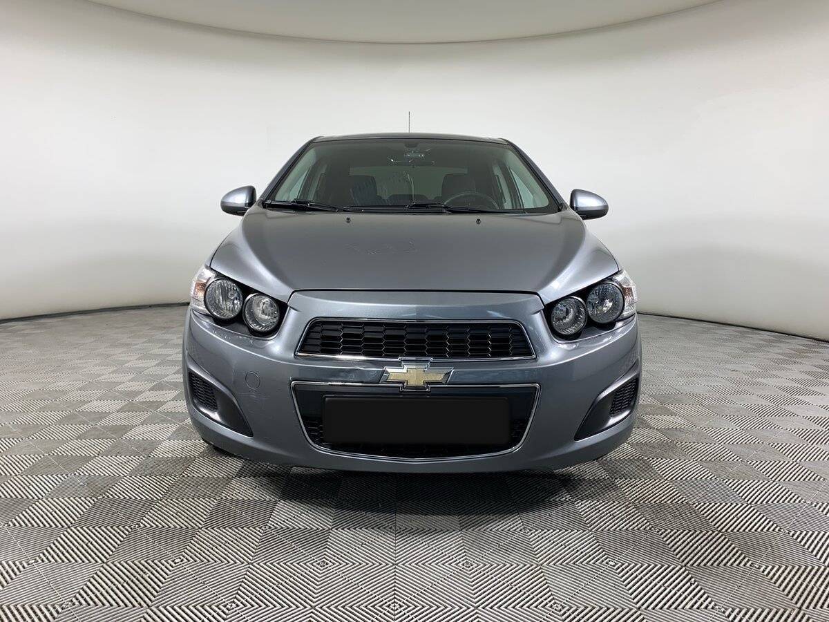 Chevrolet Aveo с пробегом — 2014 год. Фото: #1
