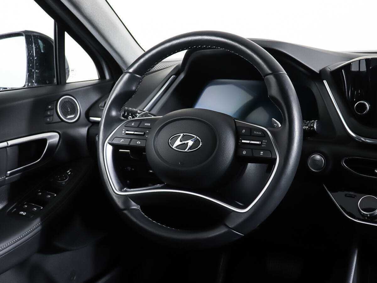Hyundai Sonata с пробегом — 2021 год. Фото: #14