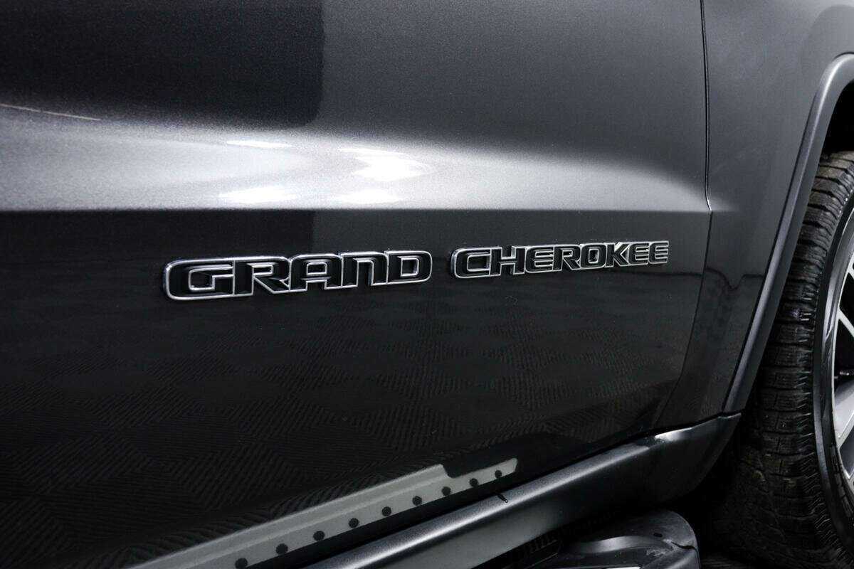 Jeep Grand Cherokee с пробегом — 2018 год. Фото: #13