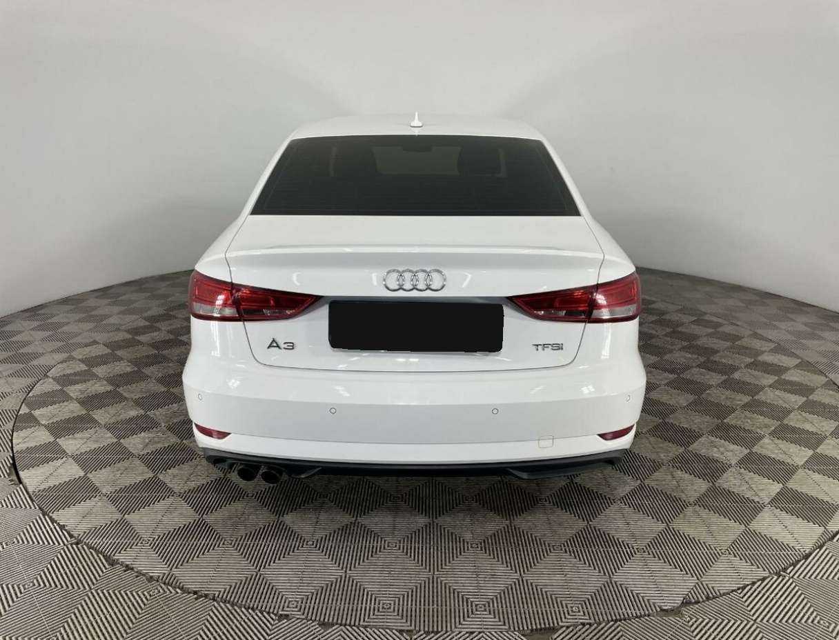 Audi A3 с пробегом — 2018 год. Фото: #2