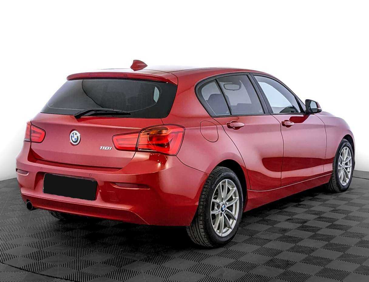 BMW 1 серии с пробегом — 2017 год. Фото: #4