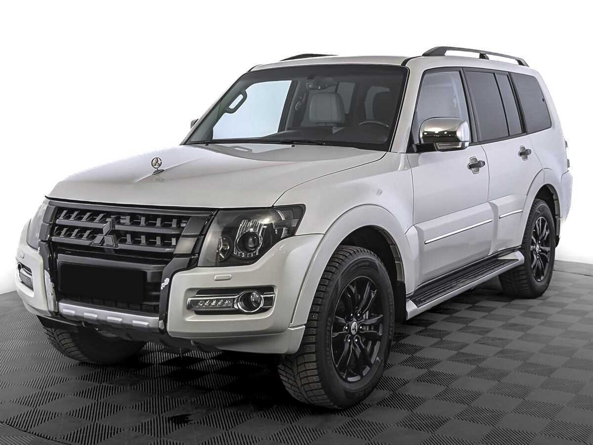 Mitsubishi Pajero с пробегом — 2019 год. Фото: #0