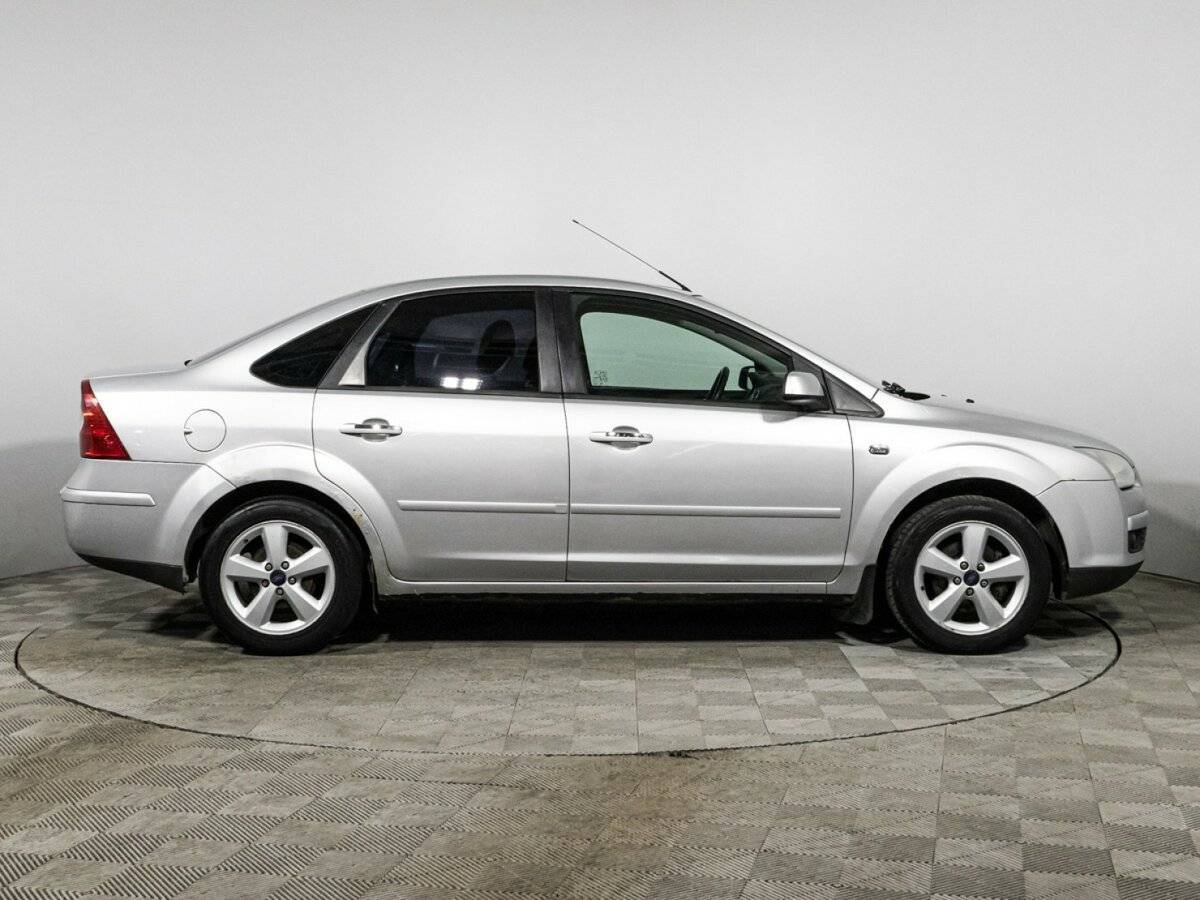 Ford Focus с пробегом — 2007 год. Фото: #3