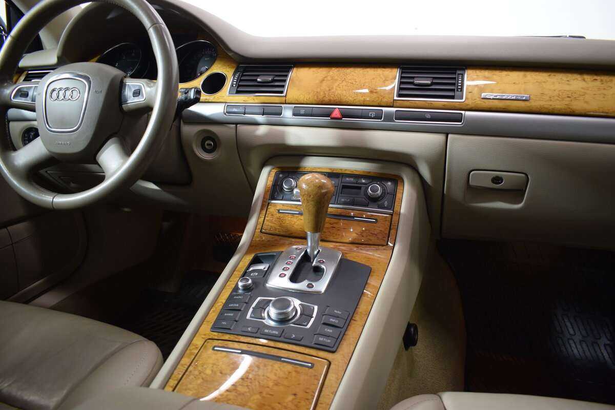 Audi A8 с пробегом — 2008 год. Фото: #10