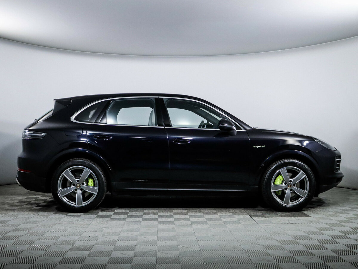 Porsche Cayenne с пробегом — 2019 год. Фото: #3