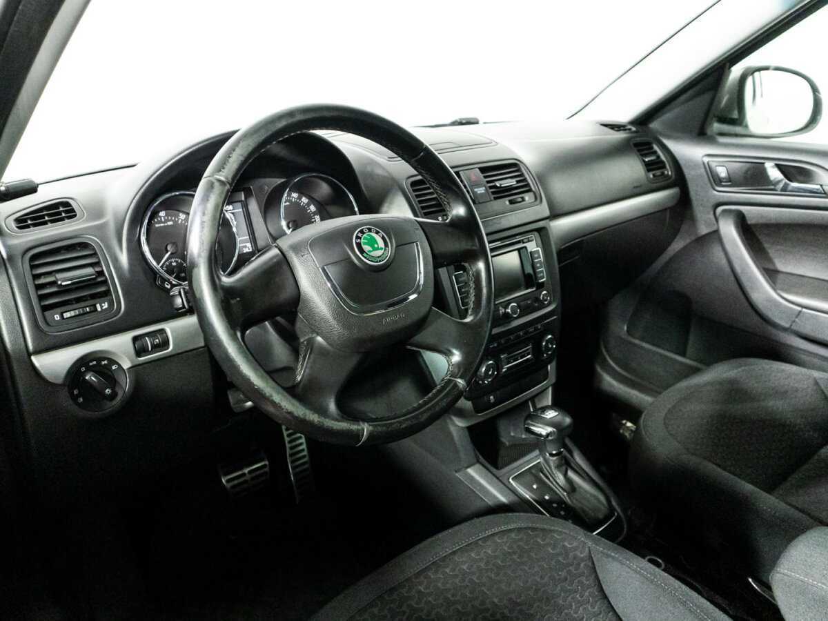 Skoda Yeti с пробегом — 2012 год. Фото: #10