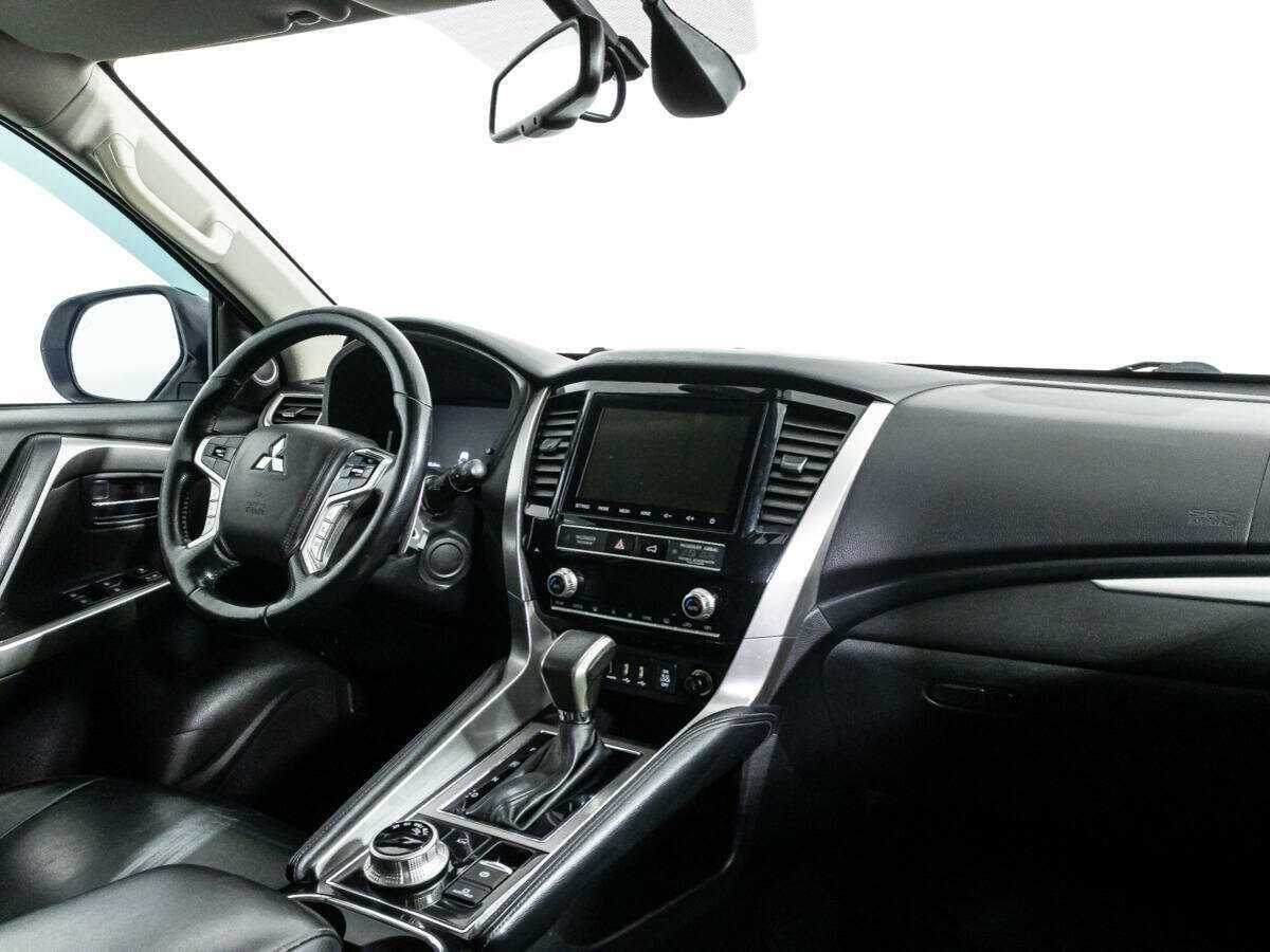 Mitsubishi Pajero Sport с пробегом — 2021 год. Фото: #6