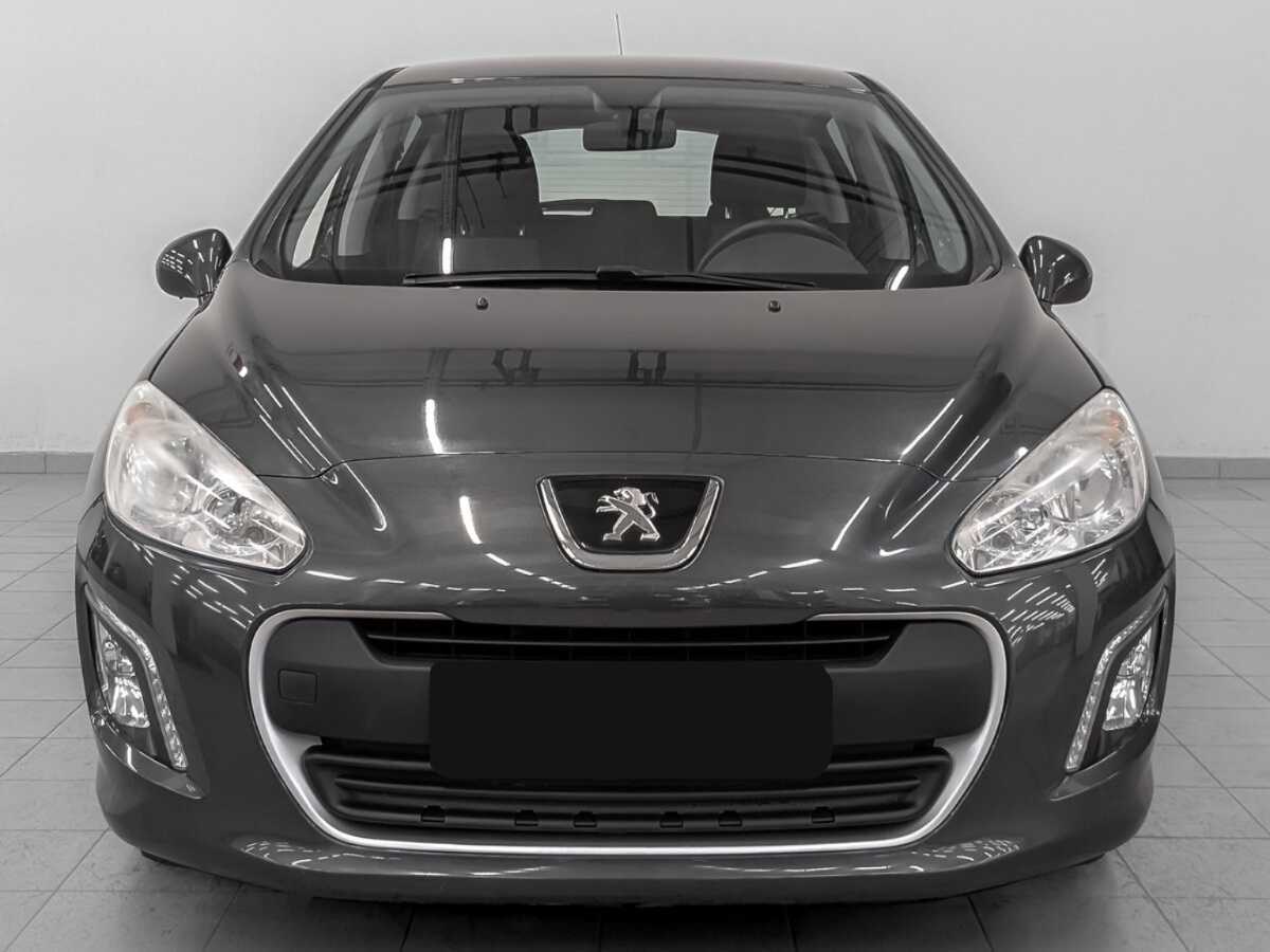 Peugeot 308 с пробегом — 2012 год. Фото: #1