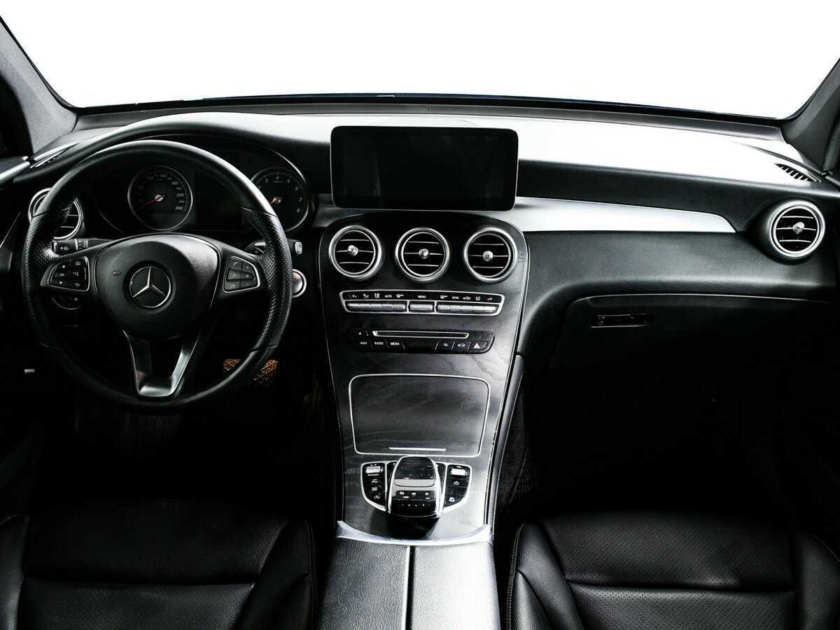 Mercedes-Benz GLC Coupe с пробегом — 2018 год. Фото: #9