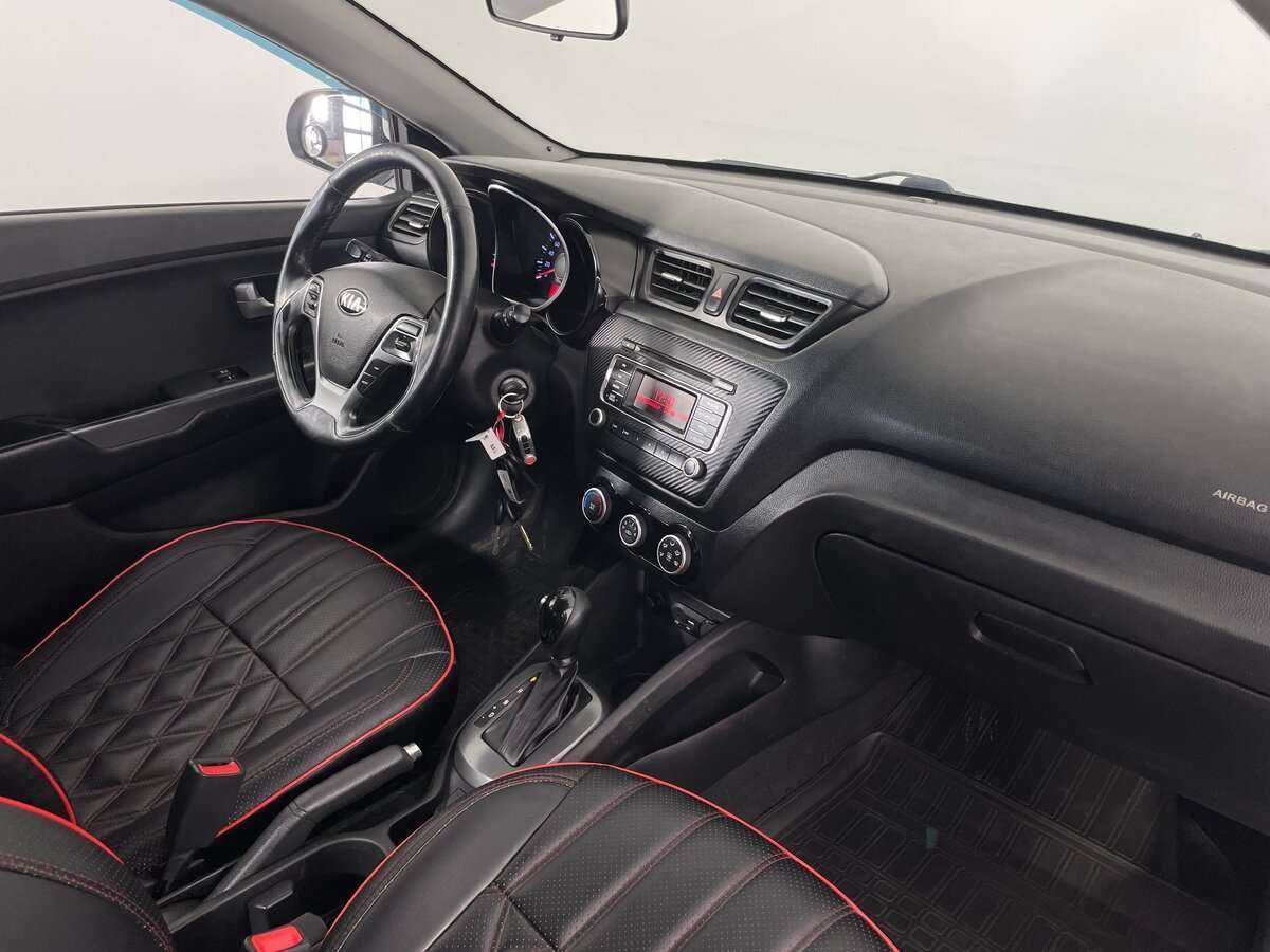 Kia Rio с пробегом — 2015 год. Фото: #7