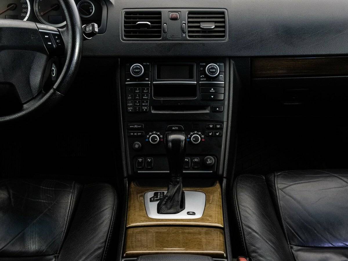 Volvo XC90 с пробегом — 2011 год. Фото: #14