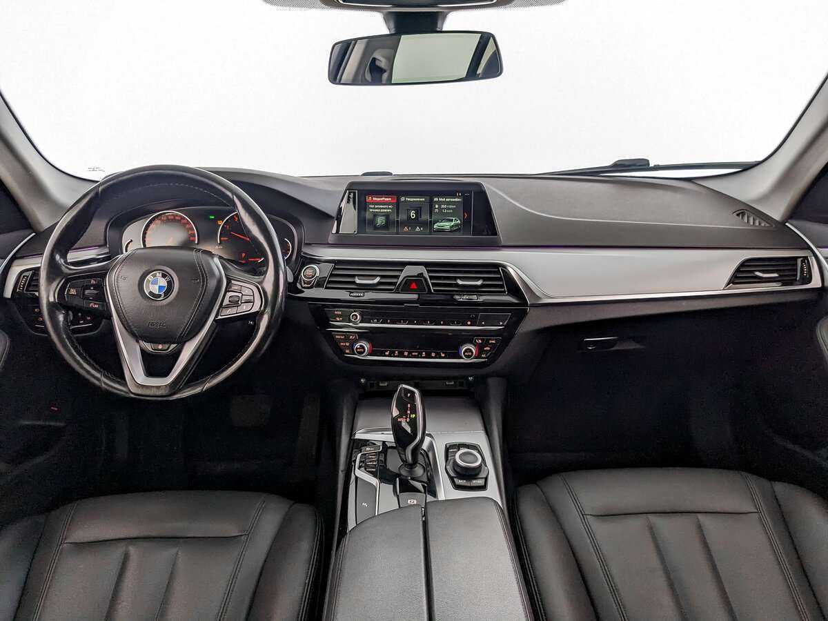 BMW 5 серии с пробегом — 2018 год. Фото: #11