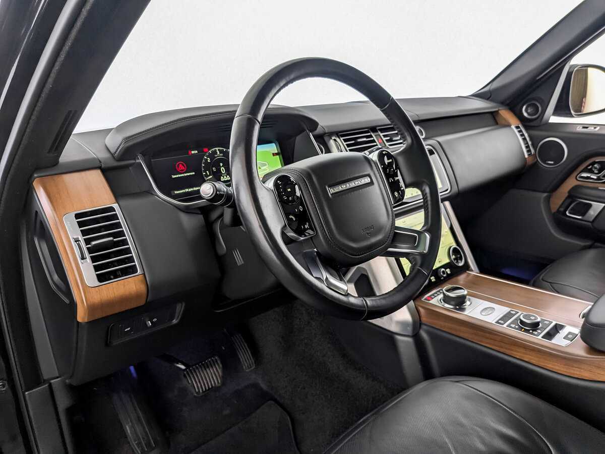 Land Rover Range Rover с пробегом — 2021 год. Фото: #15