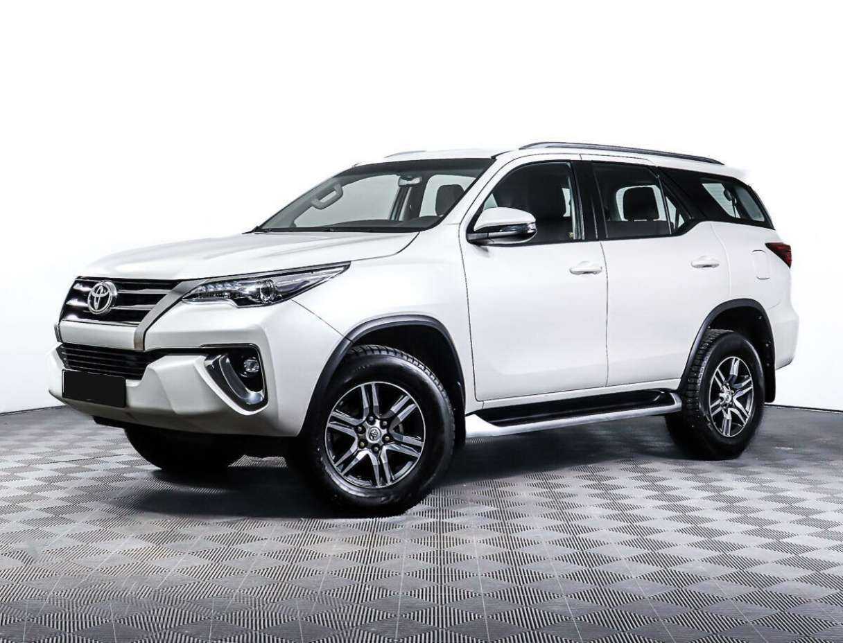 Toyota Fortuner с пробегом — 2019 год. Фото: #0