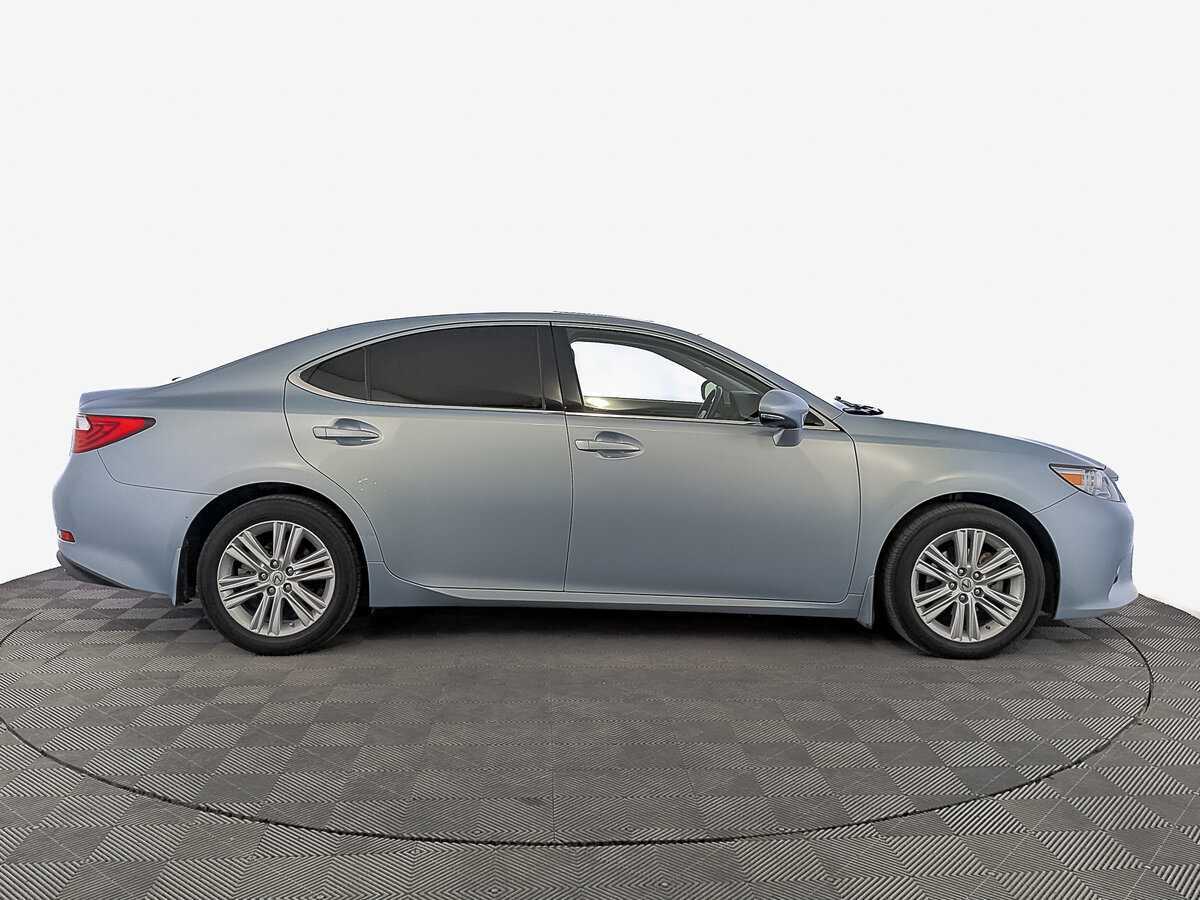 Lexus ES с пробегом — 2014 год. Фото: #3