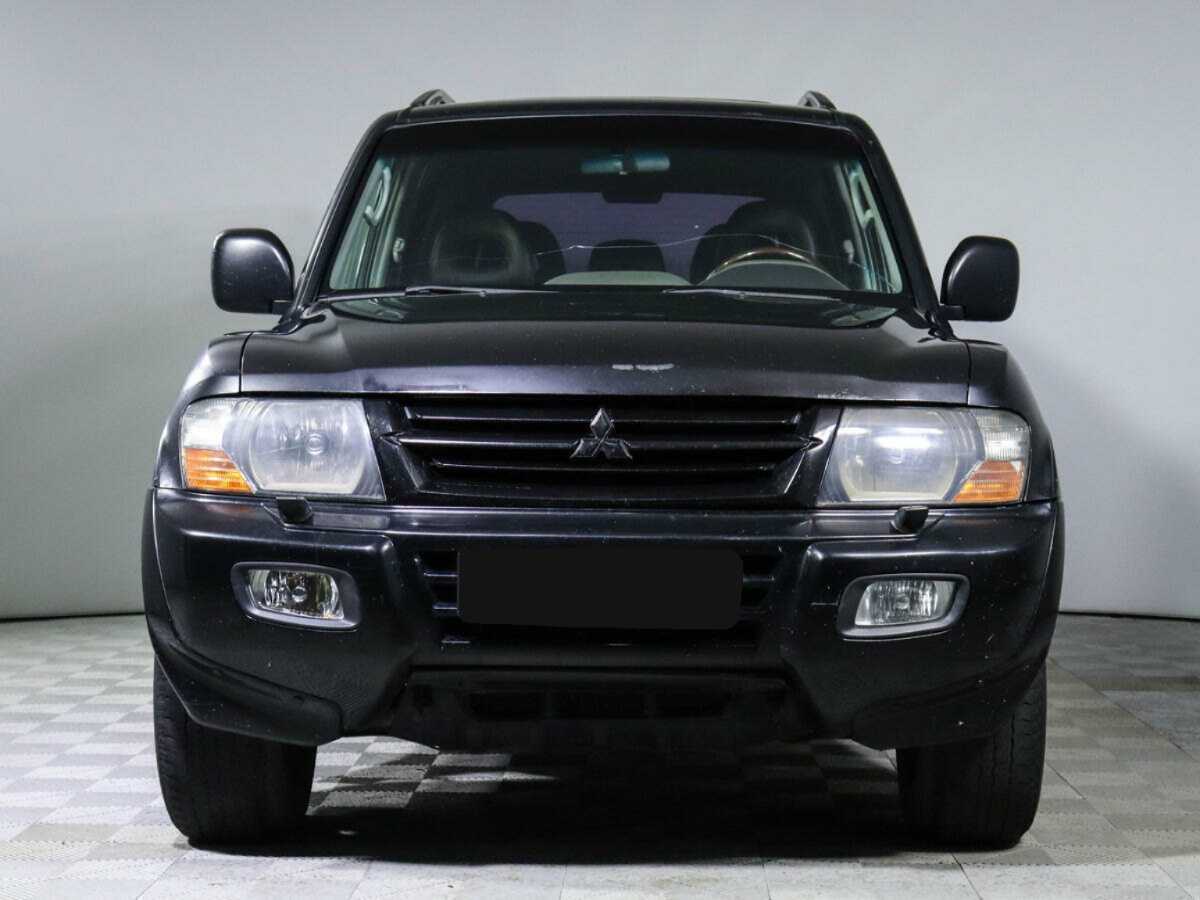 Mitsubishi Pajero с пробегом — 2002 год. Фото: #1