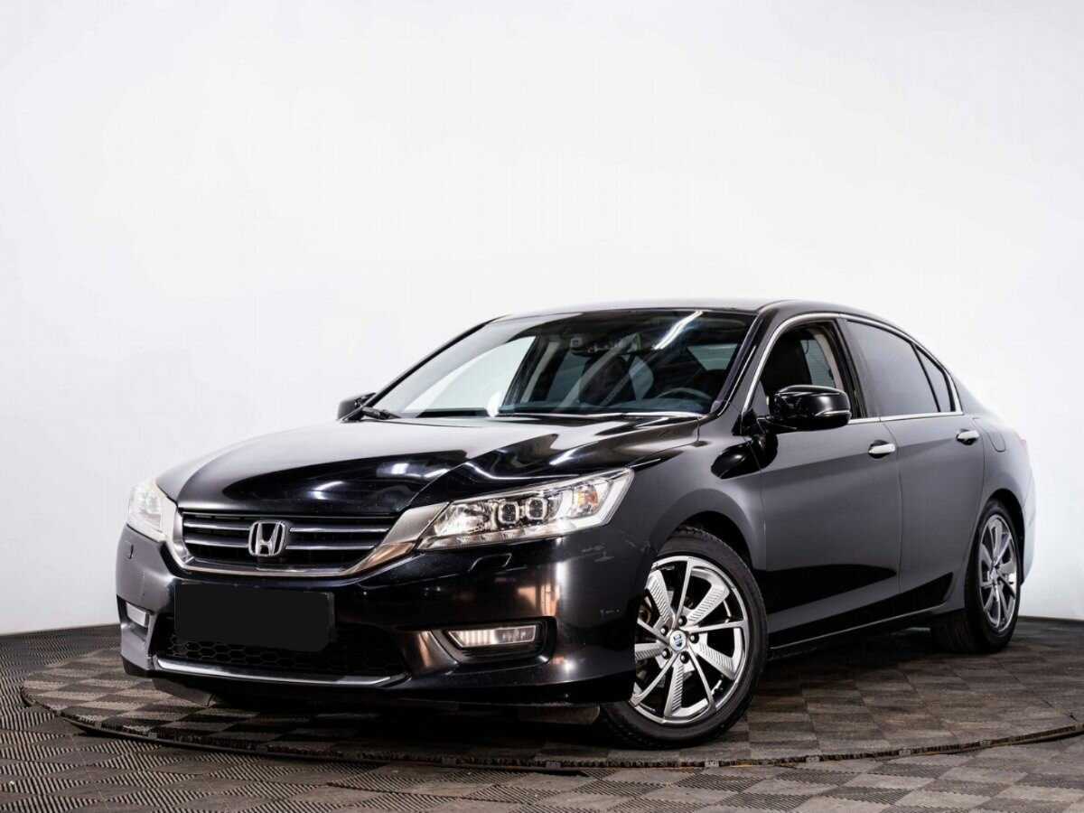 Honda Accord с пробегом — 2013 год. Фото: #0