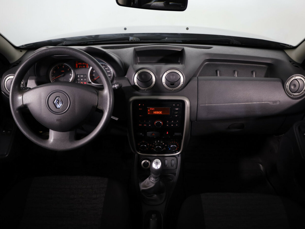 Renault Duster с пробегом — 2014 год. Фото: #8