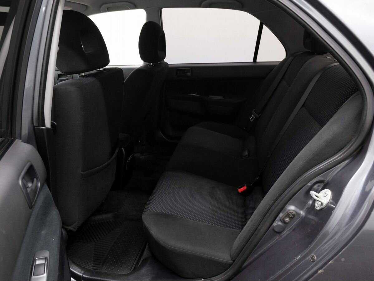 Mitsubishi Lancer с пробегом — 2007 год. Фото: #7