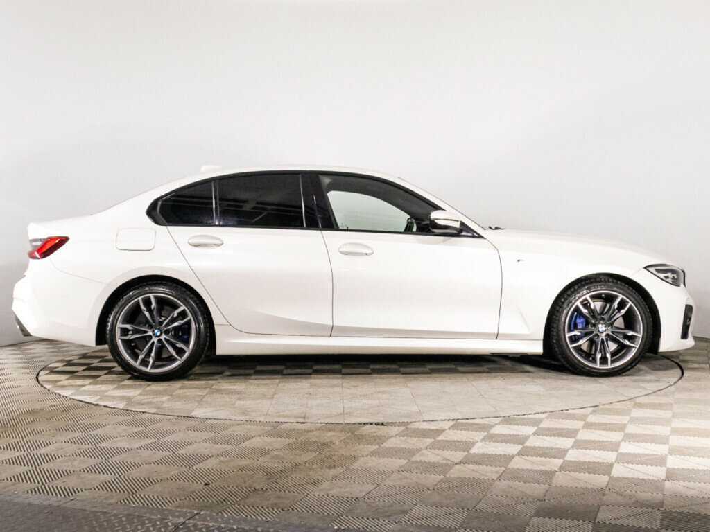 BMW 3 серии с пробегом — 2019 год. Фото: #3