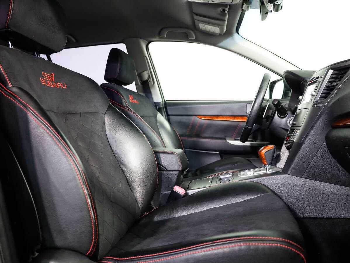 Subaru Outback с пробегом — 2011 год. Фото: #11