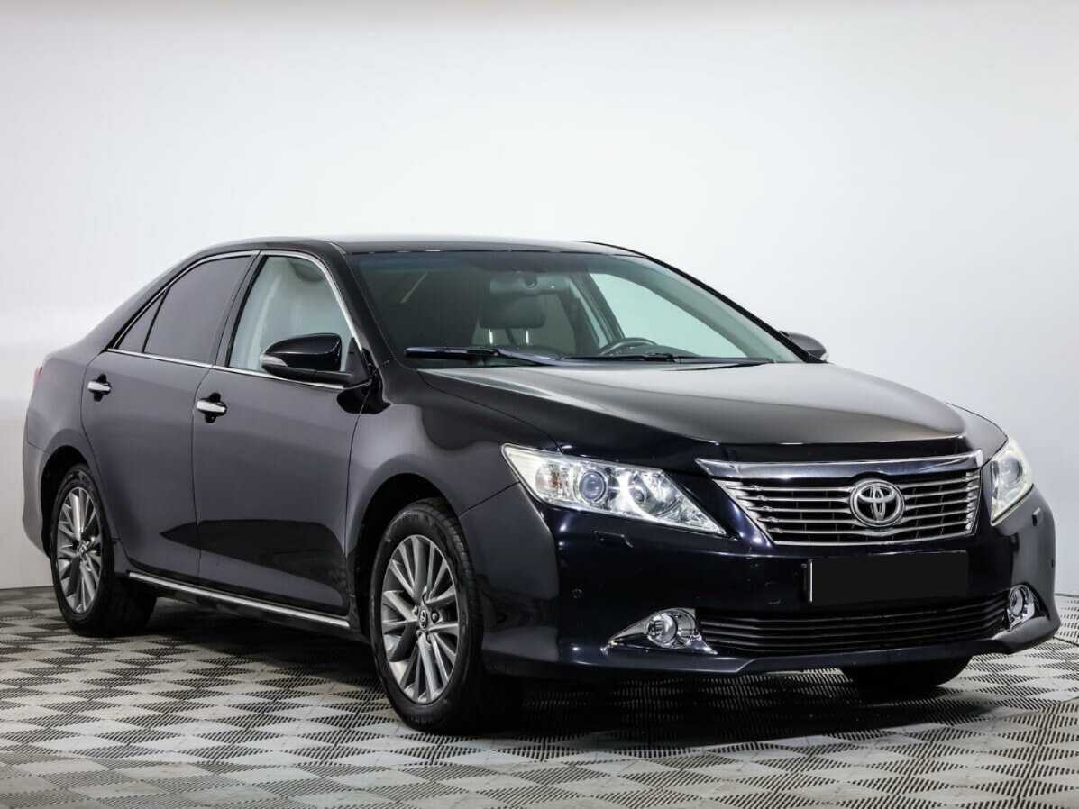 Toyota Camry с пробегом — 2013 год. Фото: #1