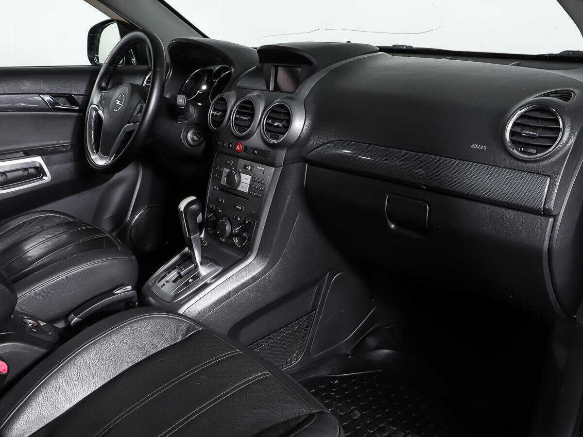 Opel Antara с пробегом — 2011 год. Фото: #8