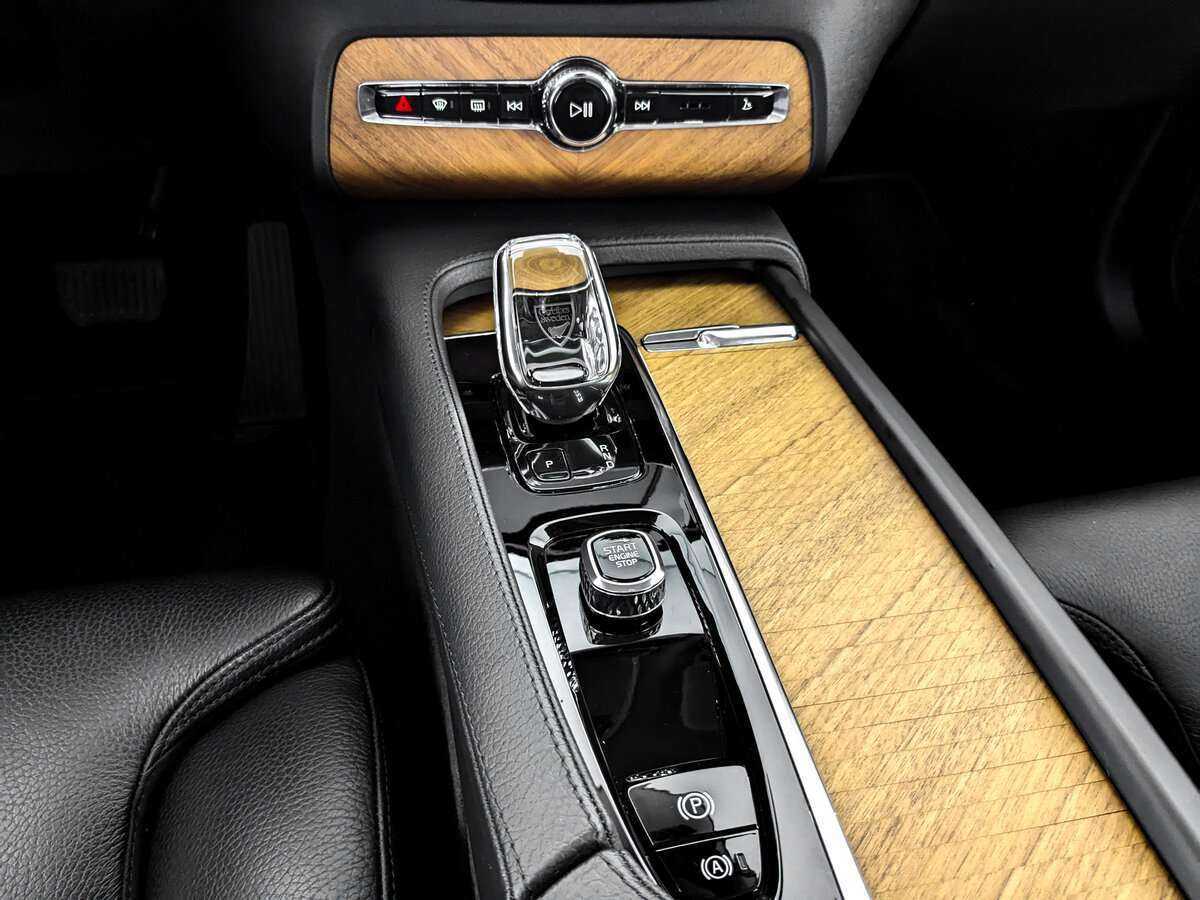 Volvo XC90 с пробегом — 2021 год. Фото: #21