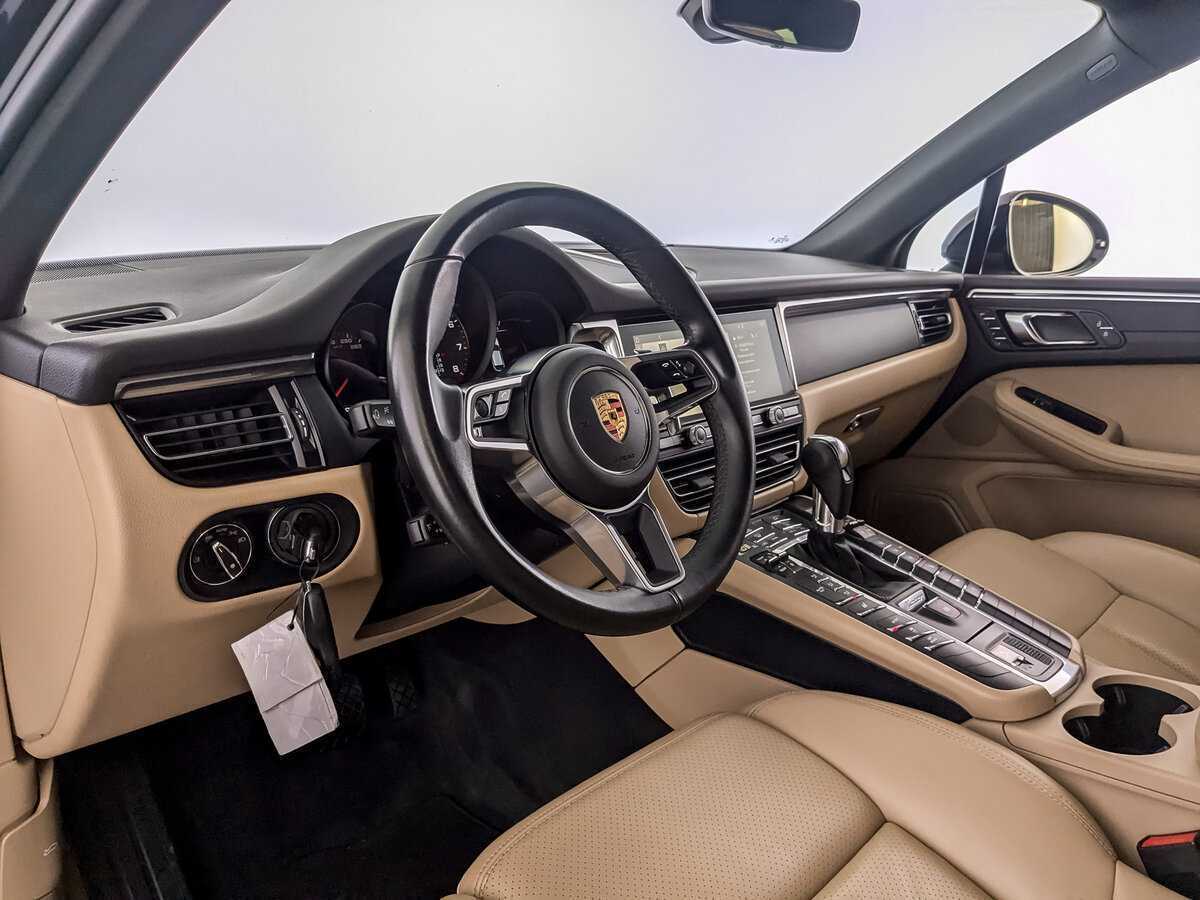 Porsche Macan с пробегом — 2019 год. Фото: #13