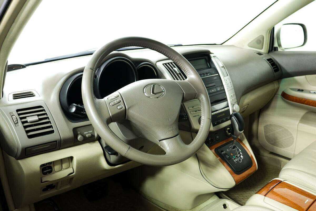 Lexus RX с пробегом — 2007 год. Фото: #12