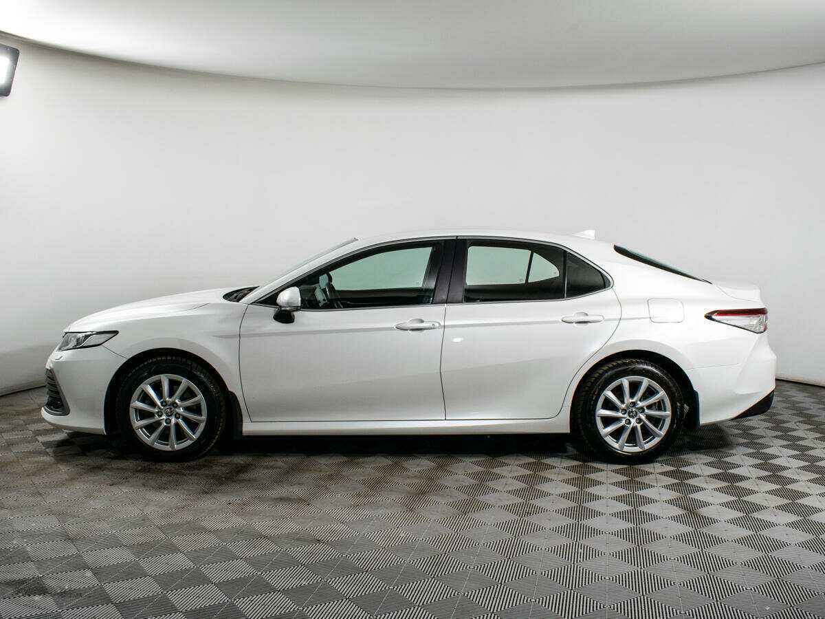 Toyota Camry с пробегом — 2021 год. Фото: #4