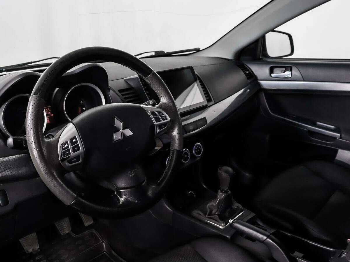 Mitsubishi Lancer с пробегом — 2007 год. Фото: #8