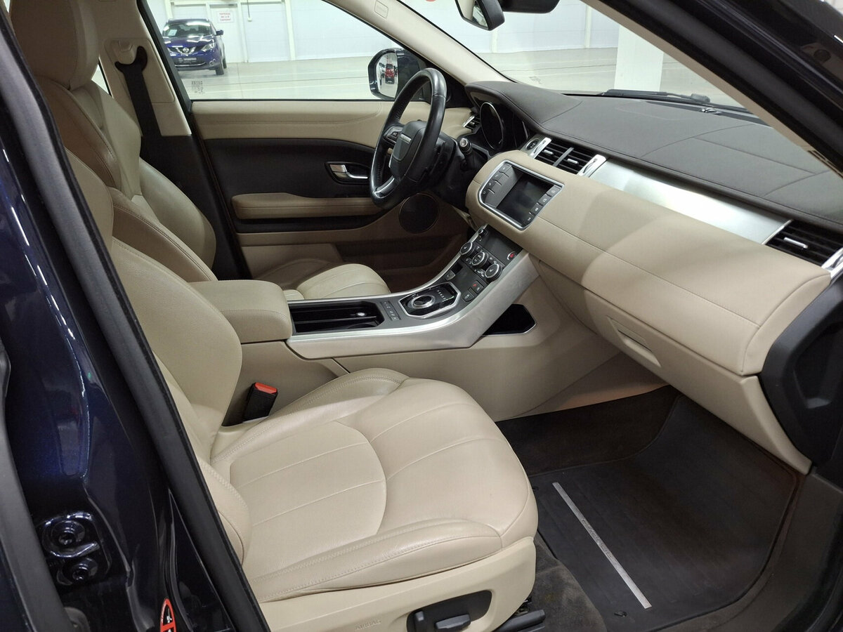 Land Rover Range Rover Evoque с пробегом — 2018 год. Фото: #10