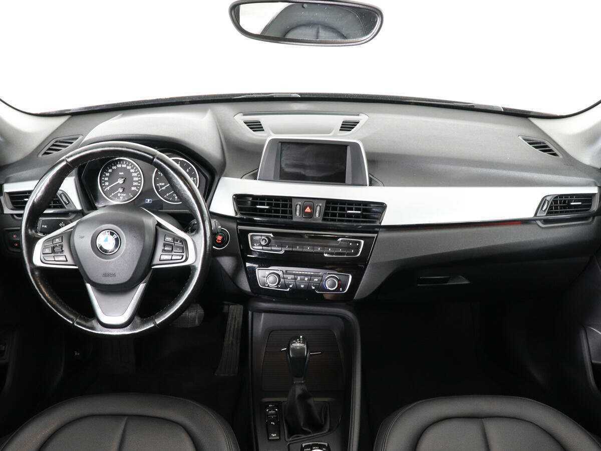 BMW X1 с пробегом — 2016 год. Фото: #10