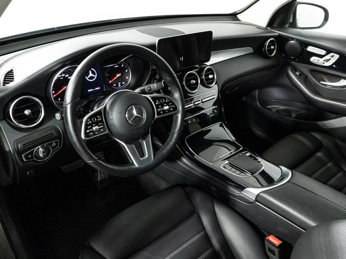 Mercedes-Benz GLC с пробегом — 2019 год. Фото: #10