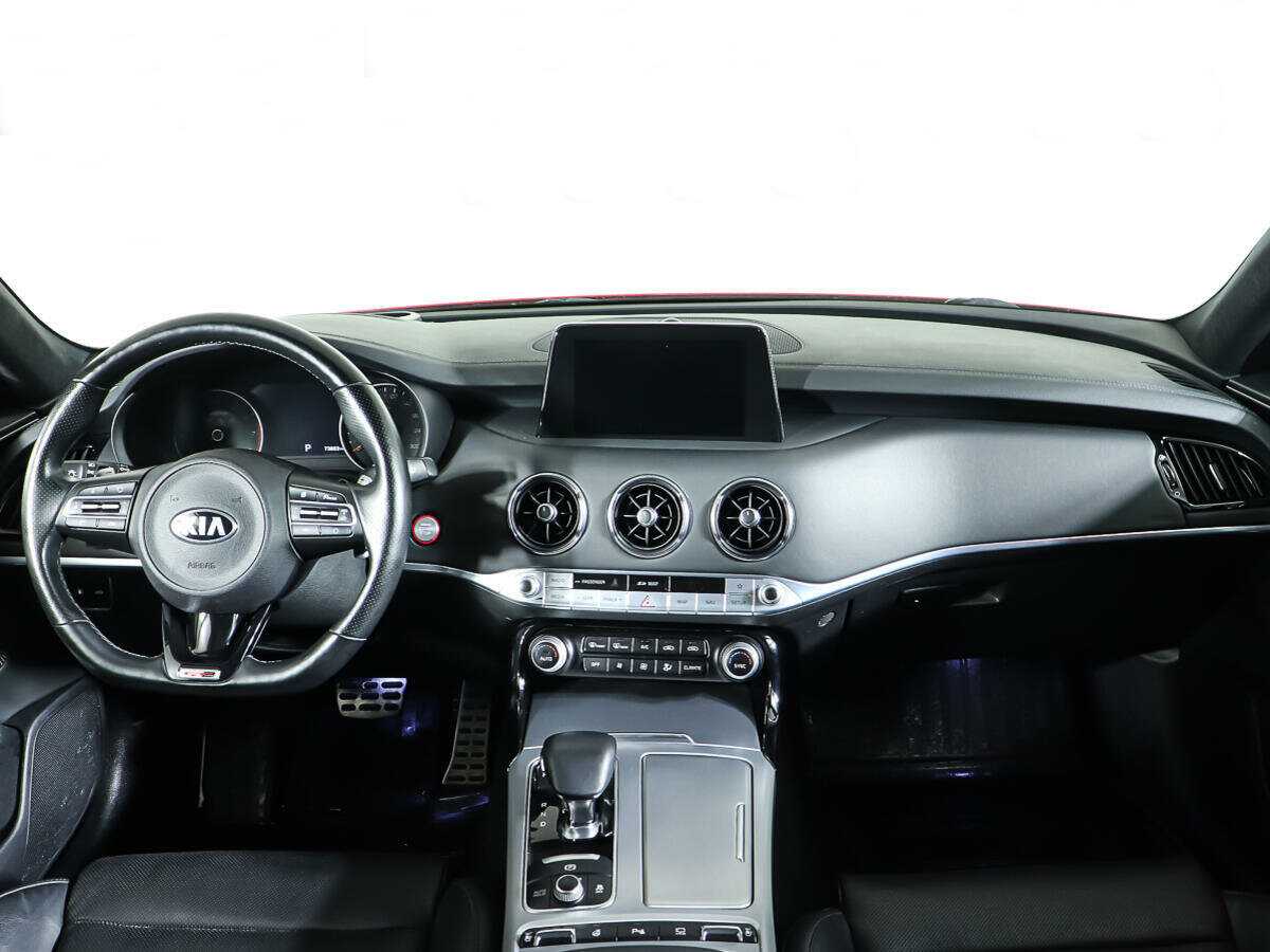 Kia Stinger с пробегом — 2019 год. Фото: #9