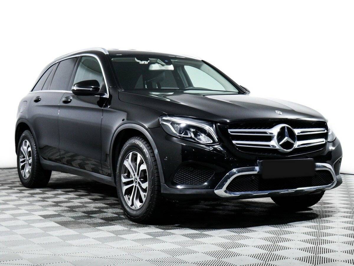 Mercedes-Benz GLC с пробегом — 2017 год. Фото: #2