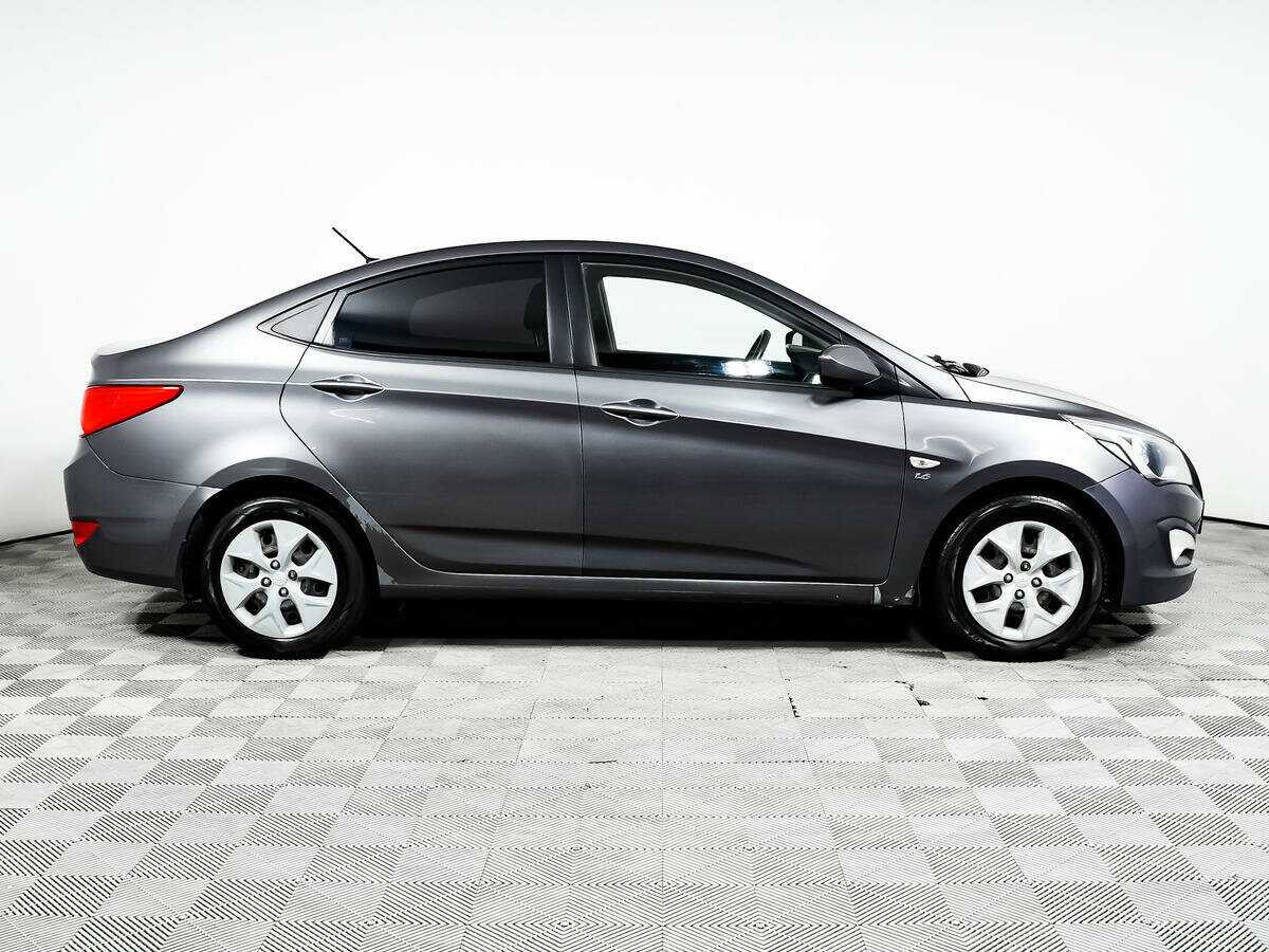 Hyundai Solaris с пробегом — 2016 год. Фото: #3