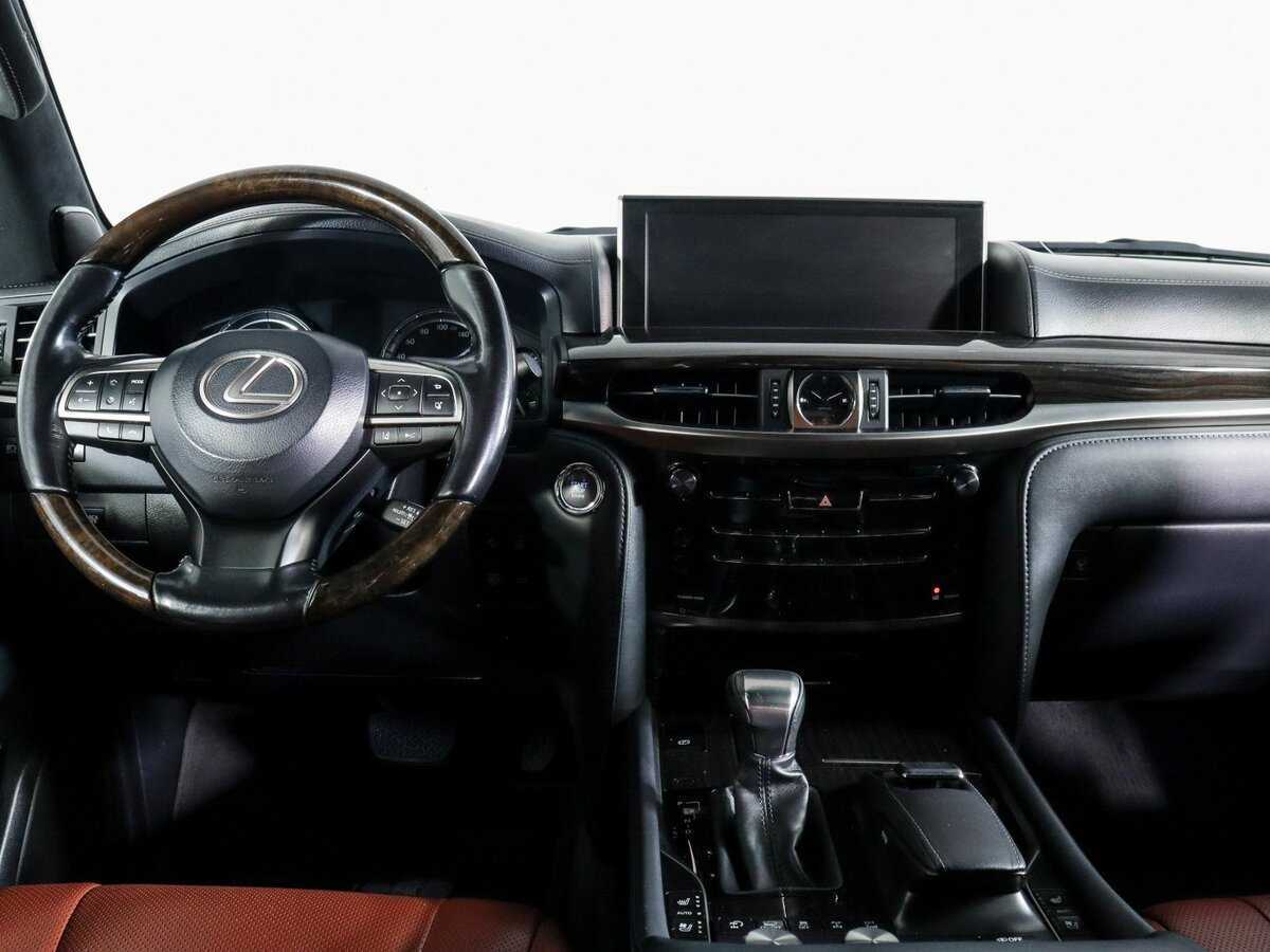 Lexus LX с пробегом — 2016 год. Фото: #8