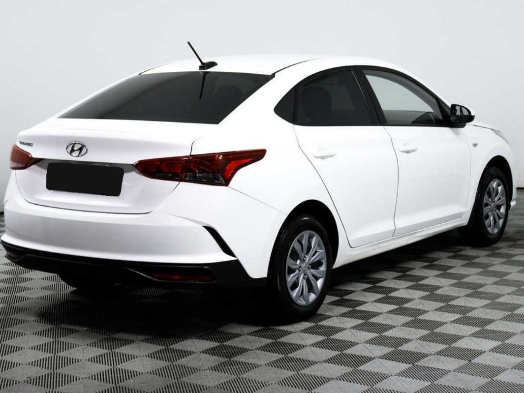 Hyundai Solaris с пробегом — 2021 год. Фото: #4