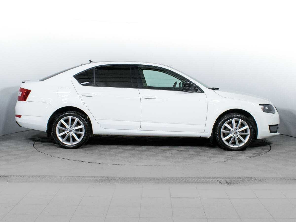 Skoda Octavia с пробегом — 2016 год. Фото: #3