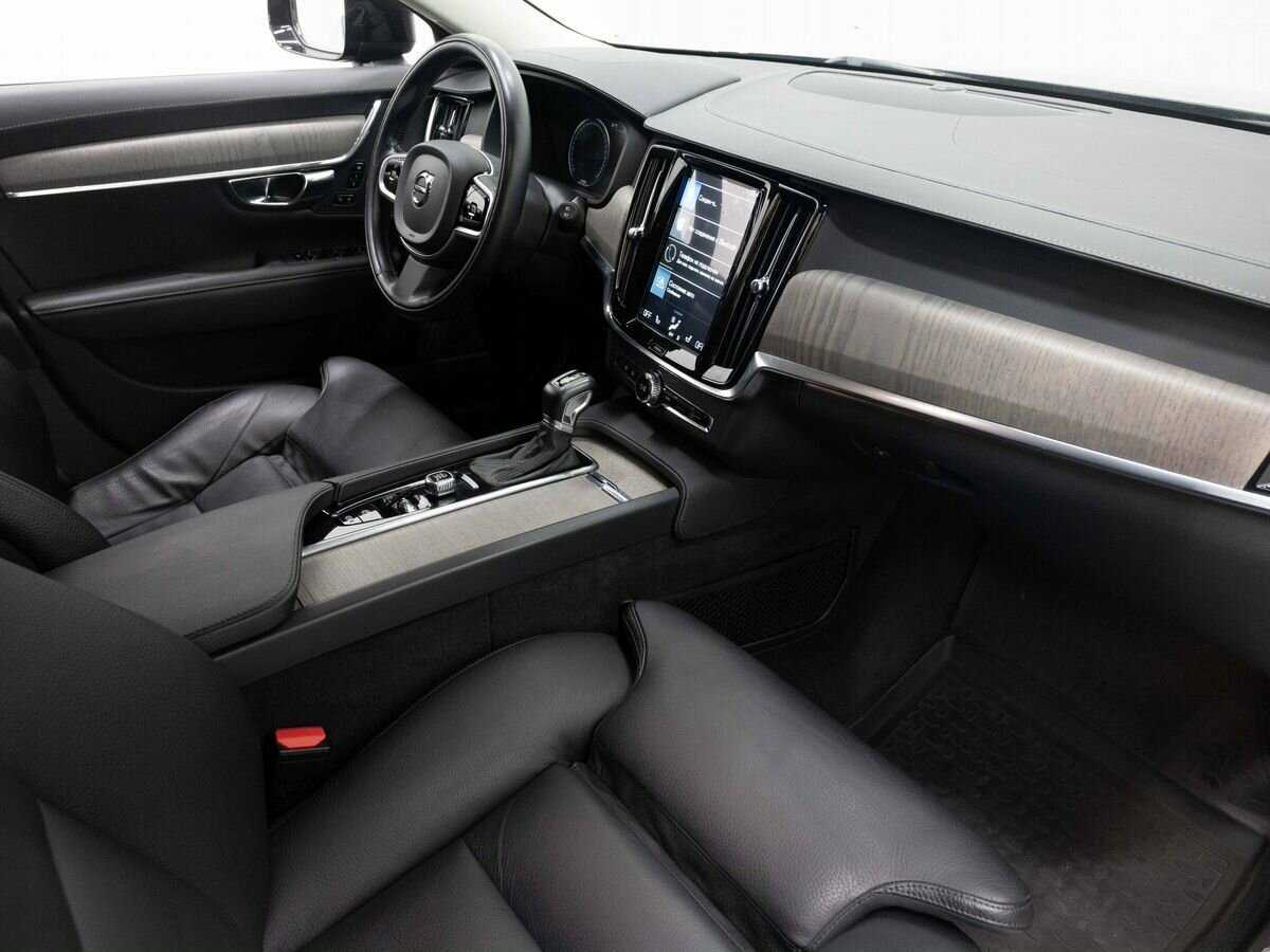 Volvo V90 Cross Country с пробегом — 2020 год. Фото: #11