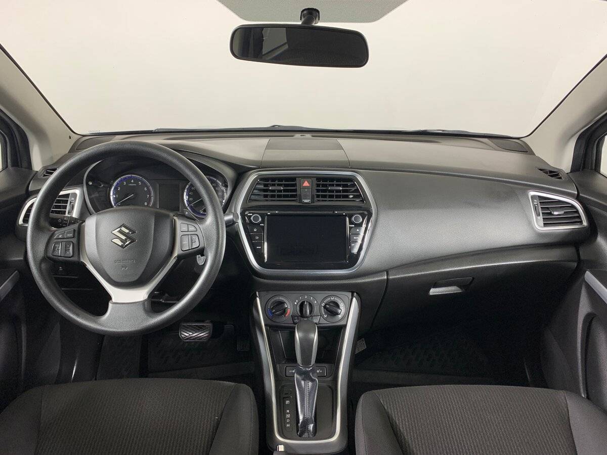 Suzuki SX4 с пробегом — 2018 год. Фото: #11
