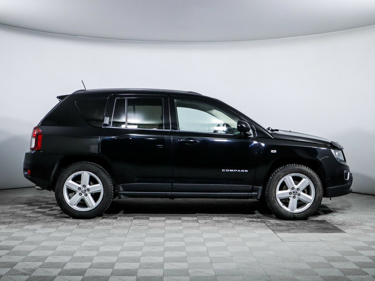 Jeep Compass с пробегом — 2013 год. Фото: #3