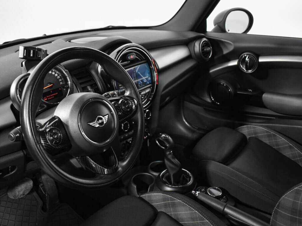 Mini Hatch с пробегом — 2014 год. Фото: #8